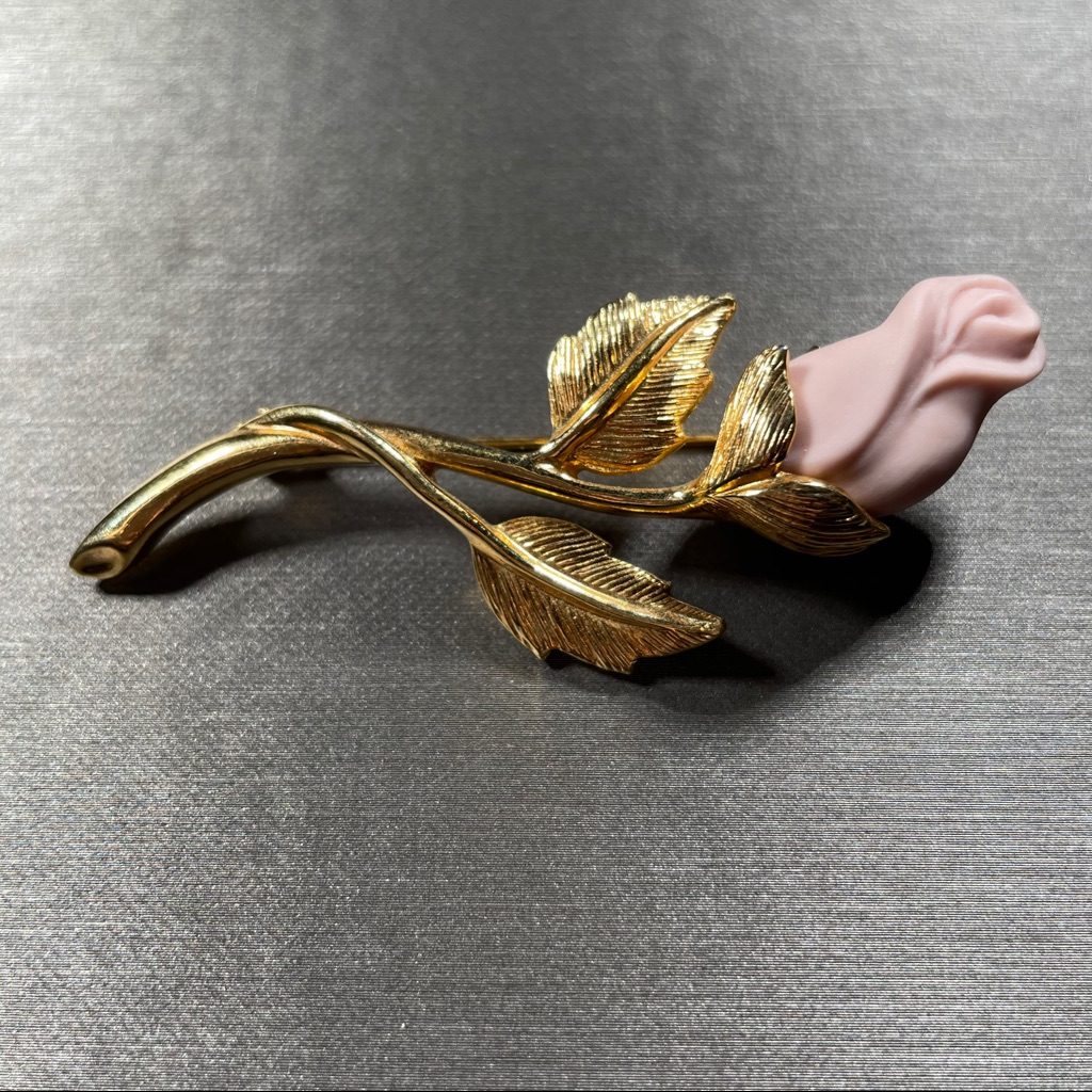 90s Gold Tone Pink Rose Flower Figurine Brooch Pin